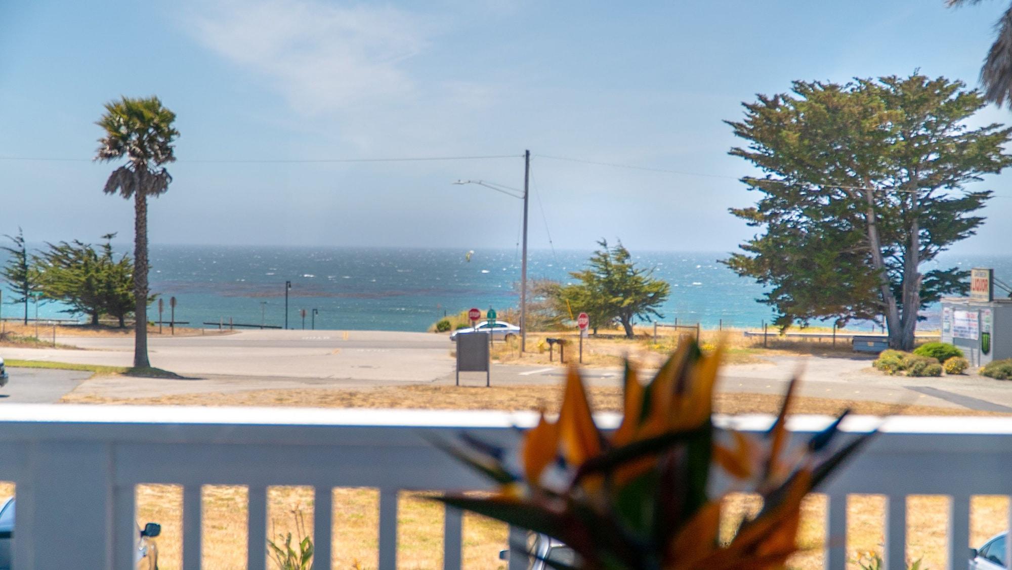 San Simeon Lodge Exterior photo